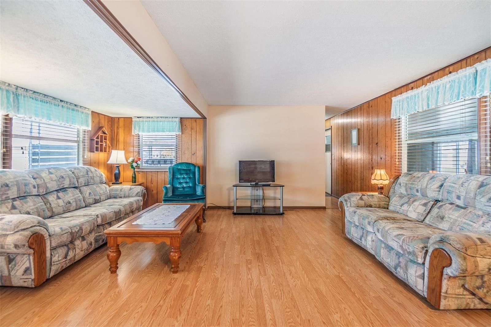 BETMAR ACRES - Residential