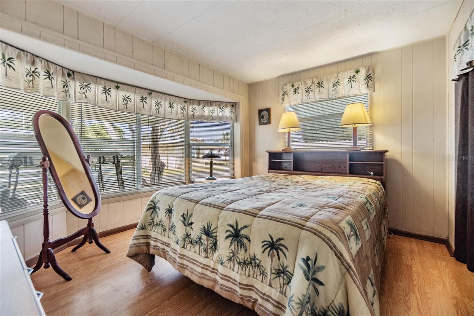 BETMAR ACRES - Residential