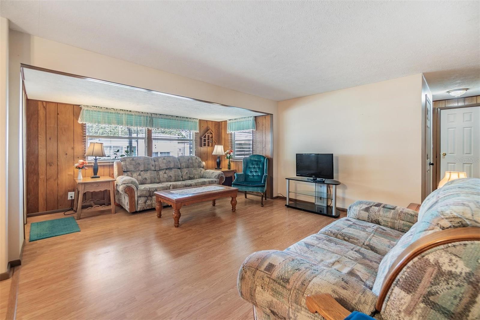 BETMAR ACRES - Residential