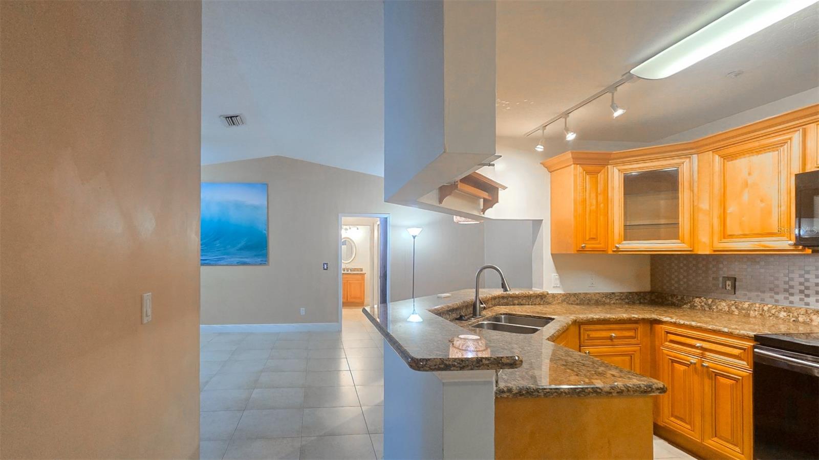 7667 N WICKHAM ROAD 522