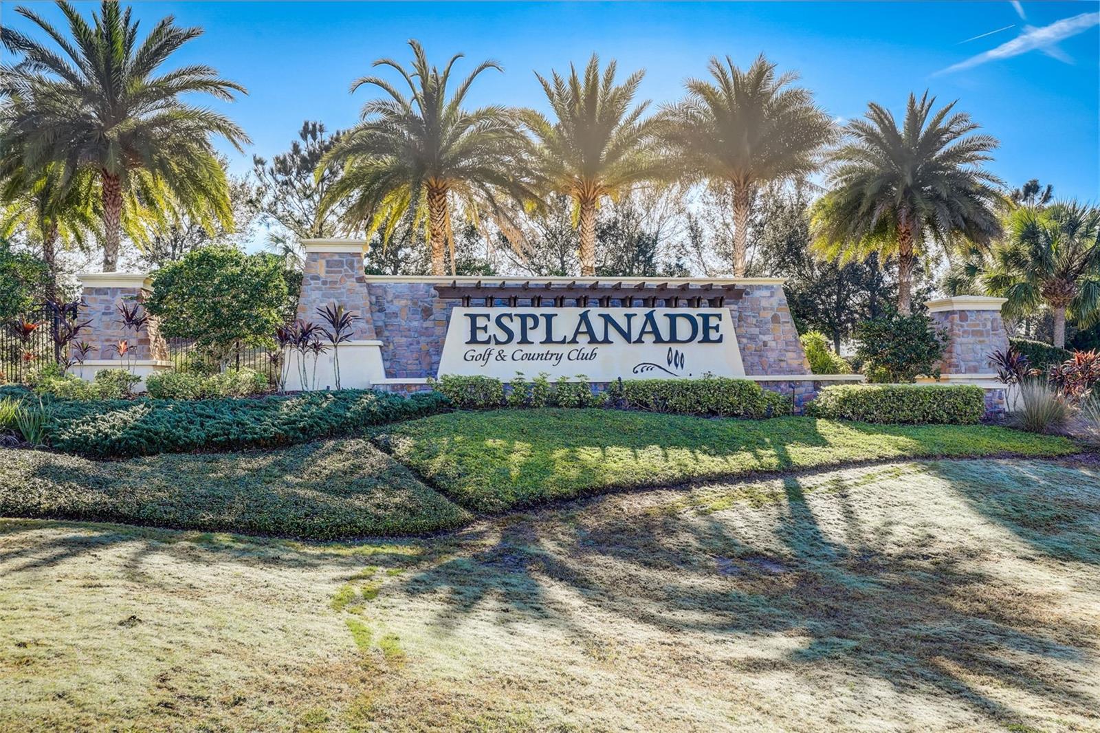ESPLANADE PH I - Residential Lease