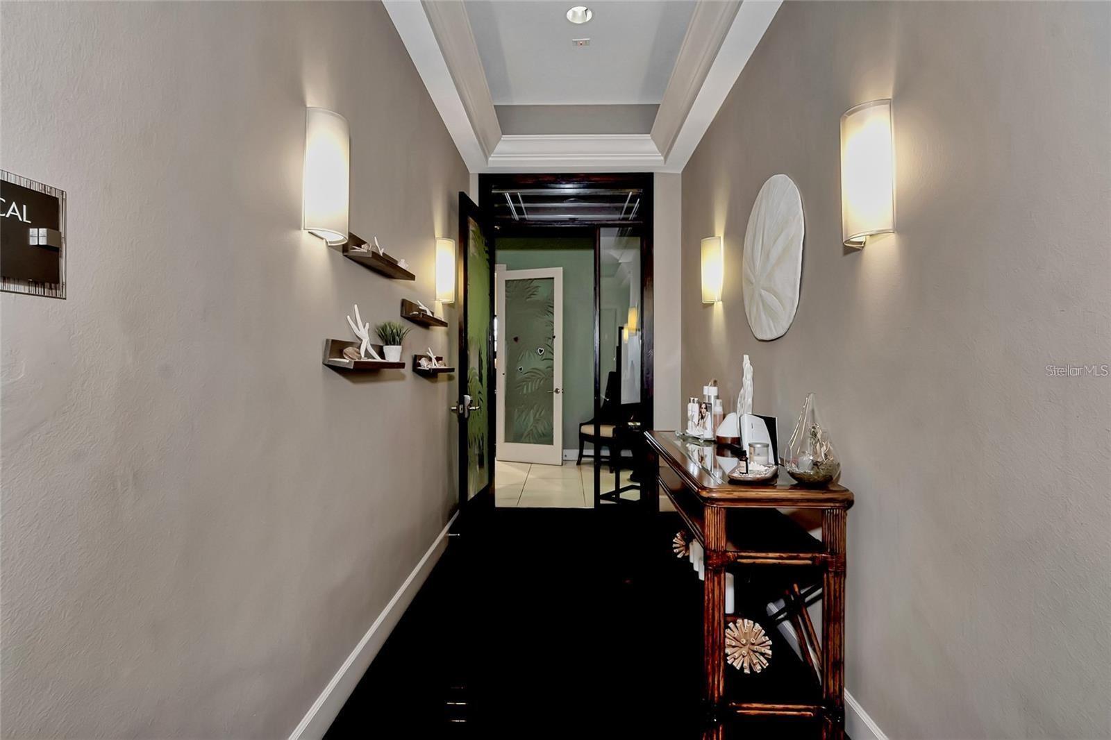 ESPLANADE PH I - Residential Lease