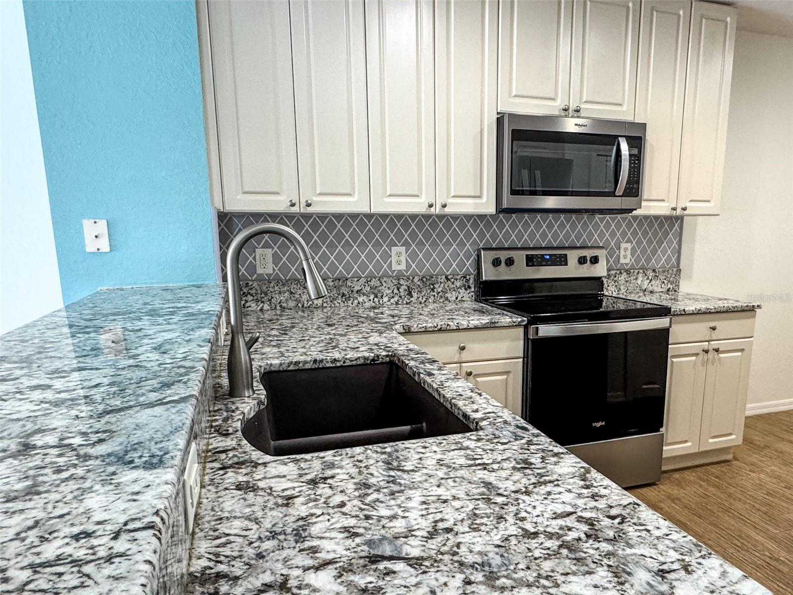 COLONY AT SABAL TRACE PH 01 - Residential