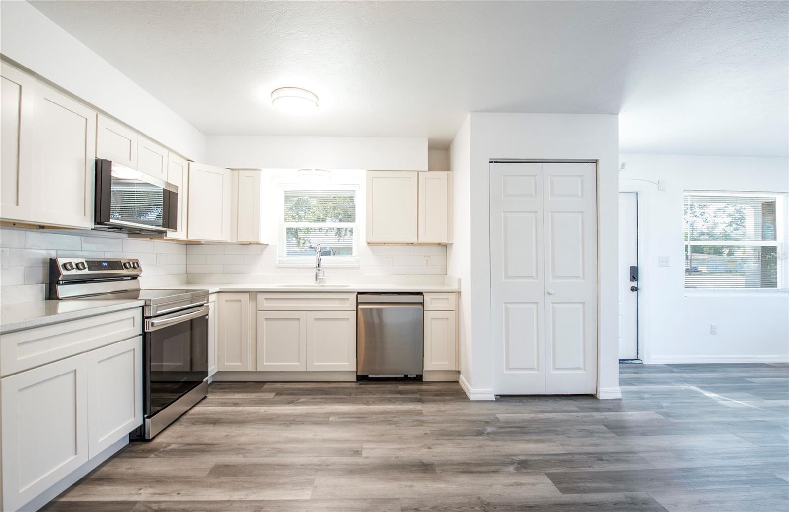 BAHIA VISTA SUB - Residential Lease