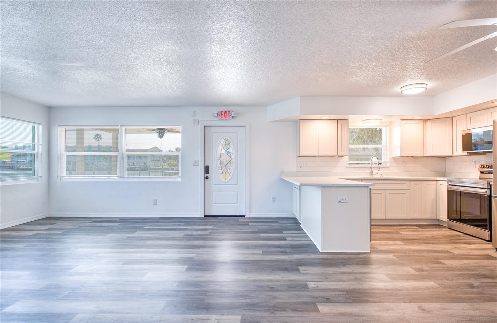 BAHIA VISTA SUB - Residential Lease