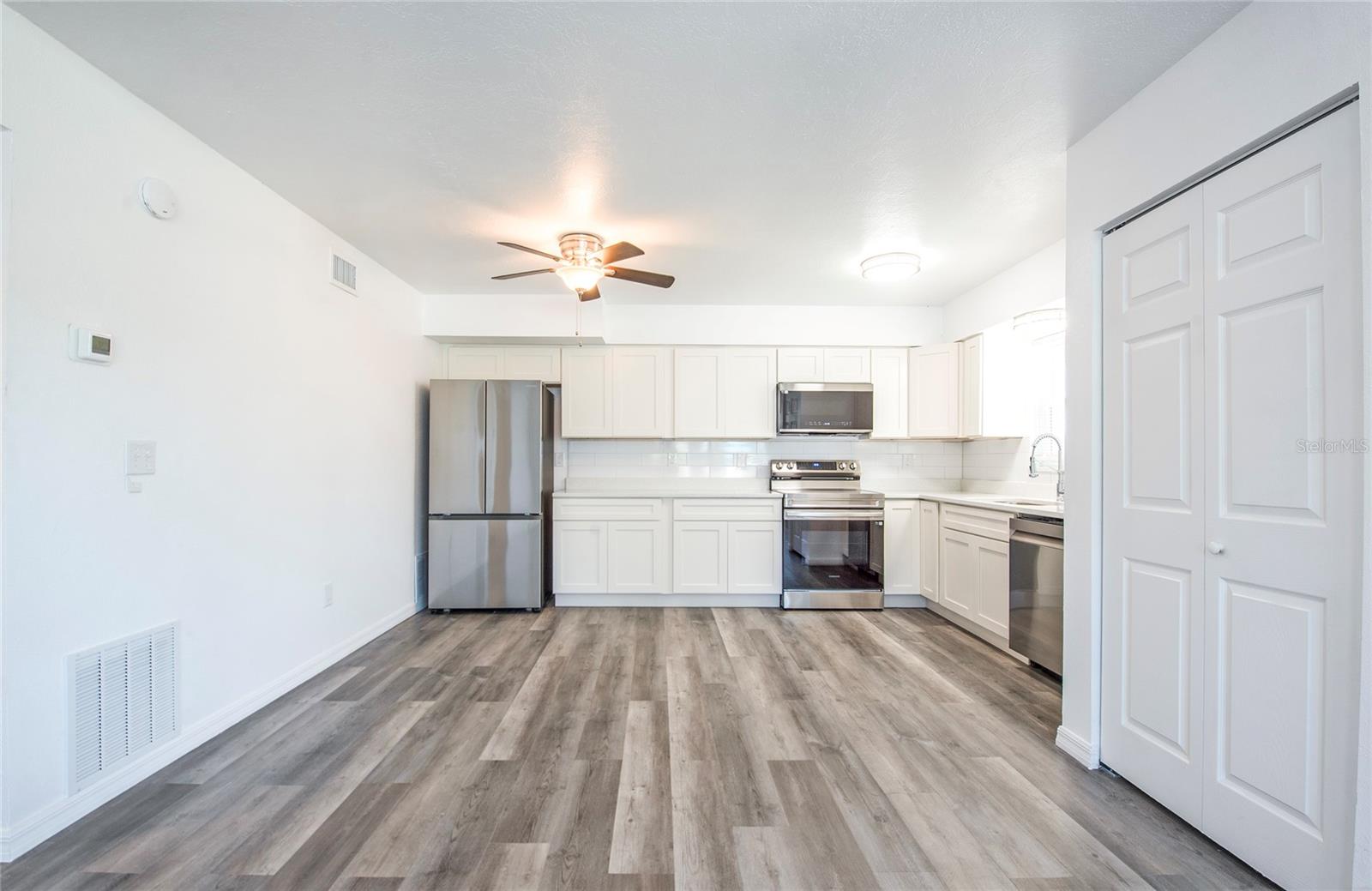 BAHIA VISTA SUB - Residential Lease