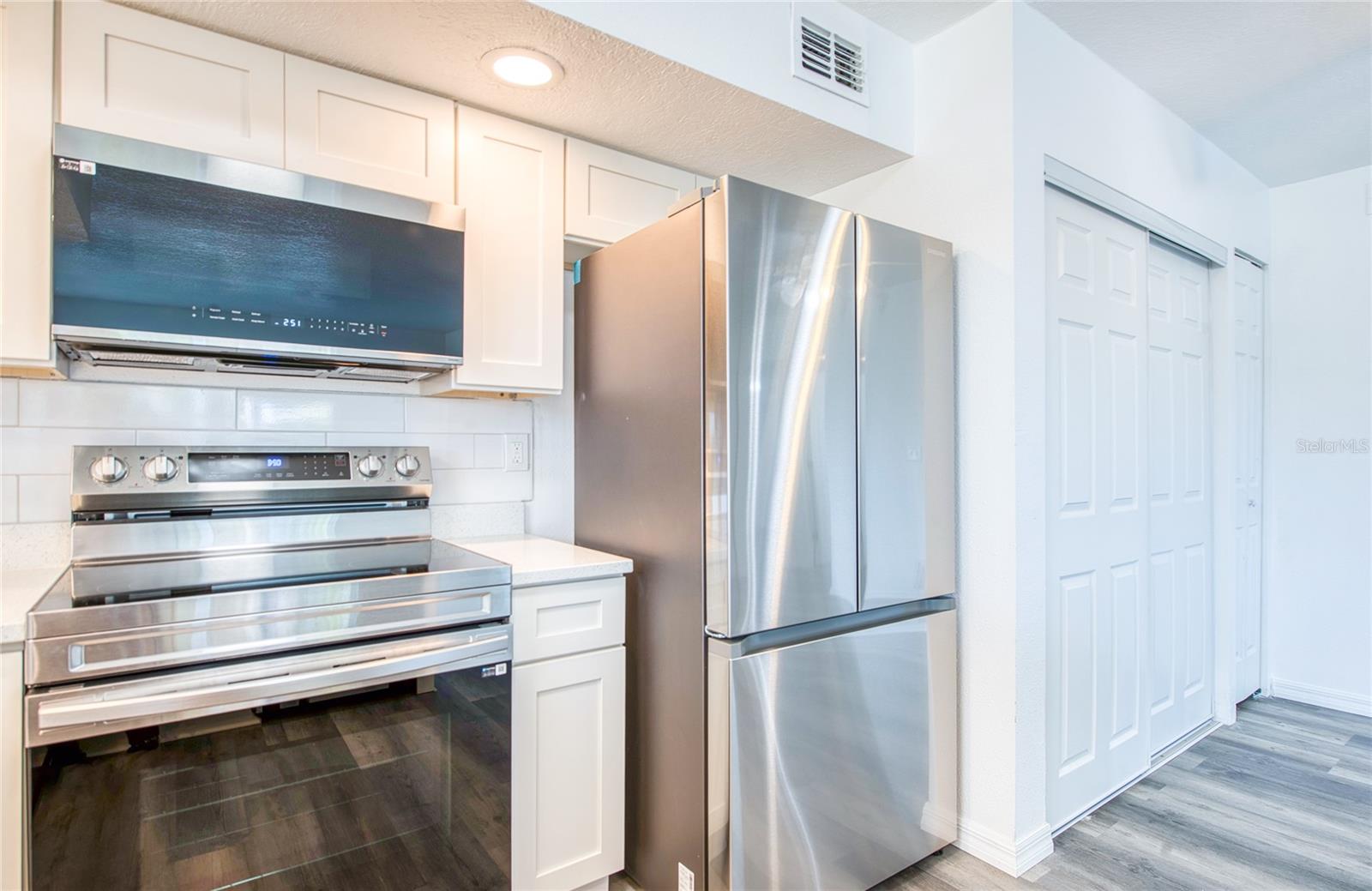 BAHIA VISTA SUB - Residential Lease