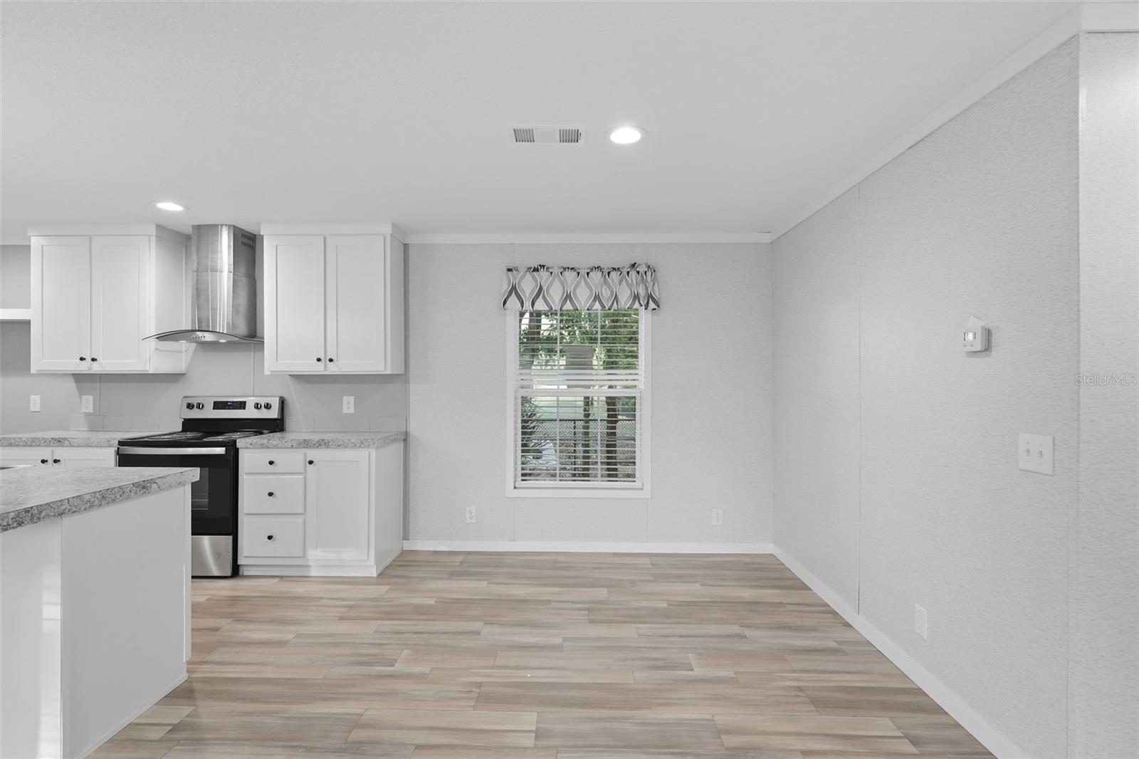 LAKE KATHRYN PARK 4TH ADD - Residential