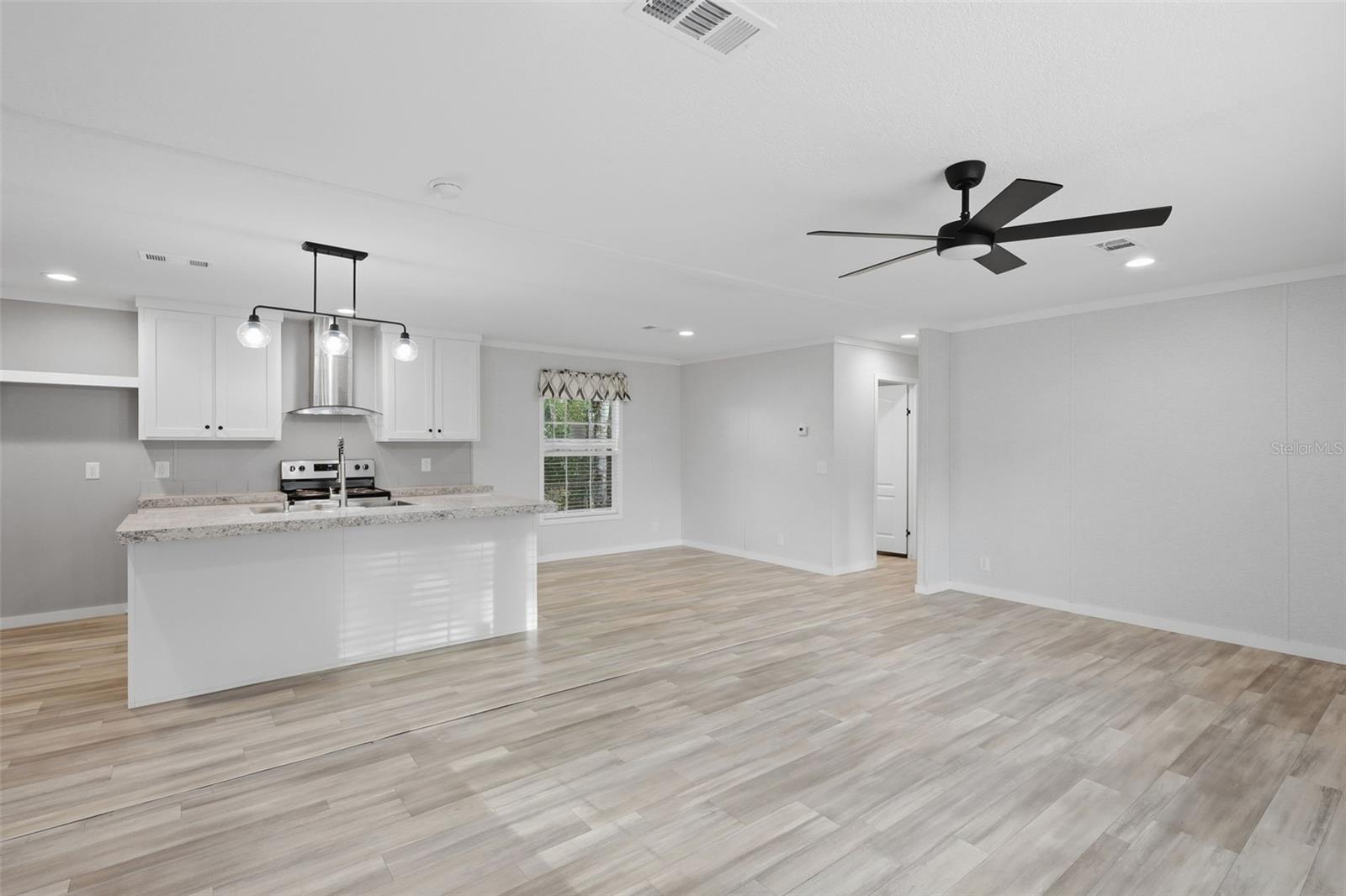 LAKE KATHRYN PARK 4TH ADD - Residential