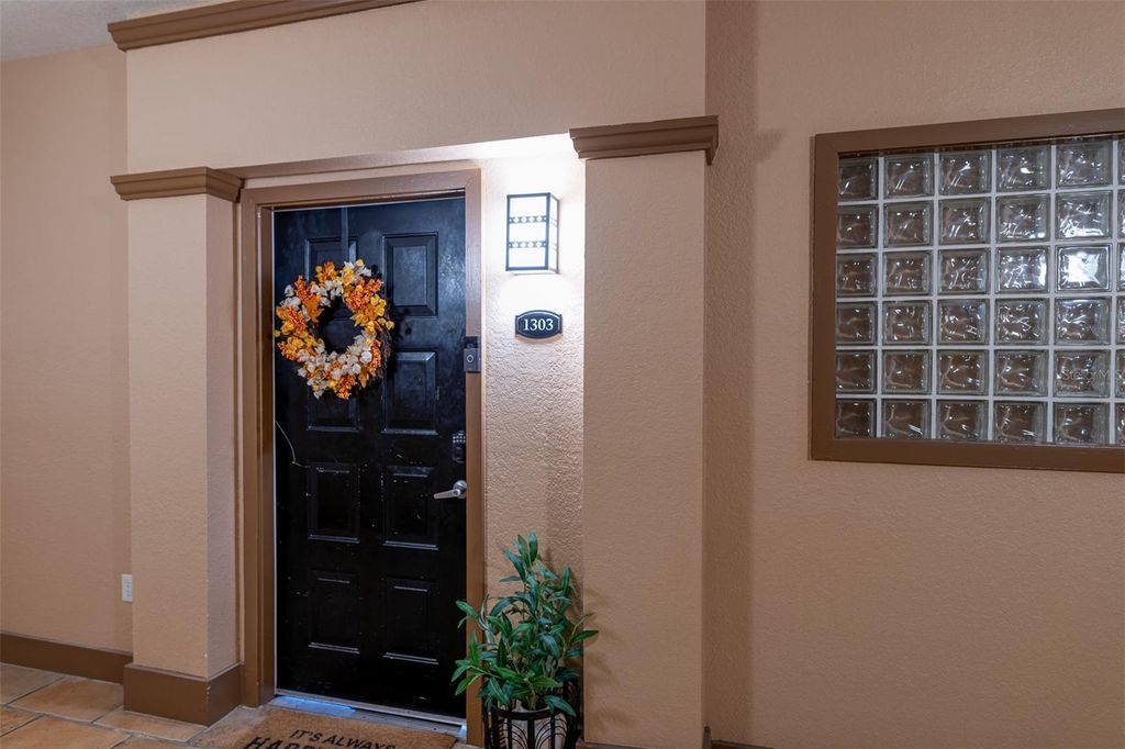 Photo of 4221 W Spruce Street #1303, Tampa, FL 33607 (MLS # TB8384729)