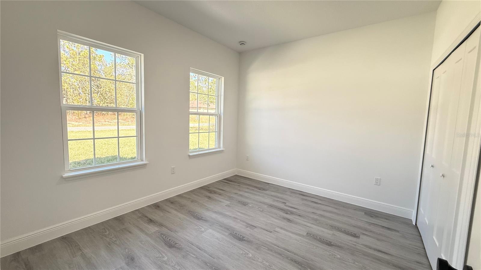 CITRUS SPGS UNIT 08 - Residential Lease