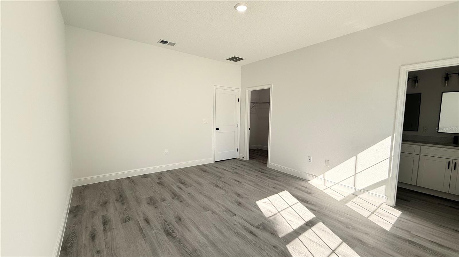 CITRUS SPGS UNIT 08 - Residential Lease
