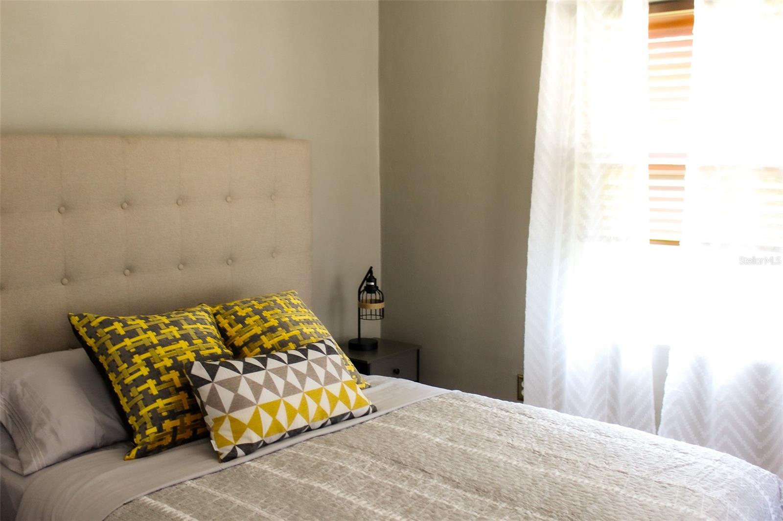 MARYLAND MANOR REV - Residential Lease