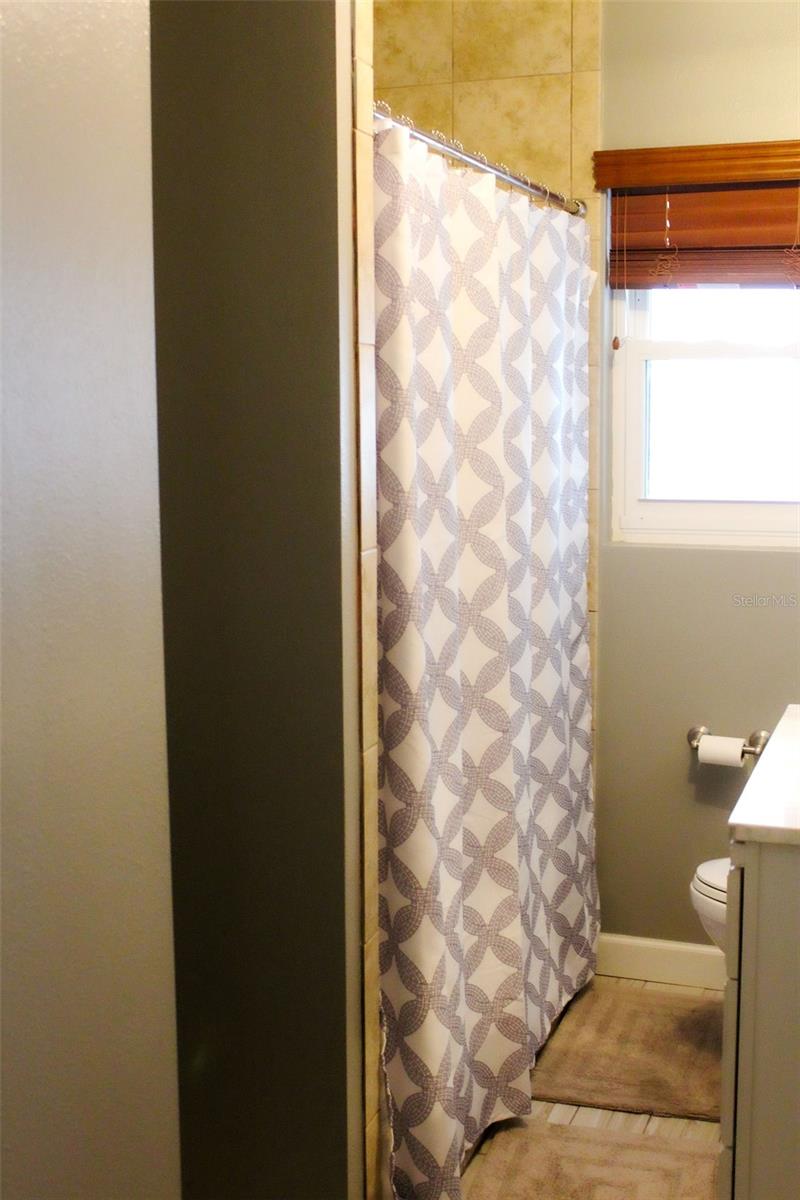 MARYLAND MANOR REV - Residential Lease