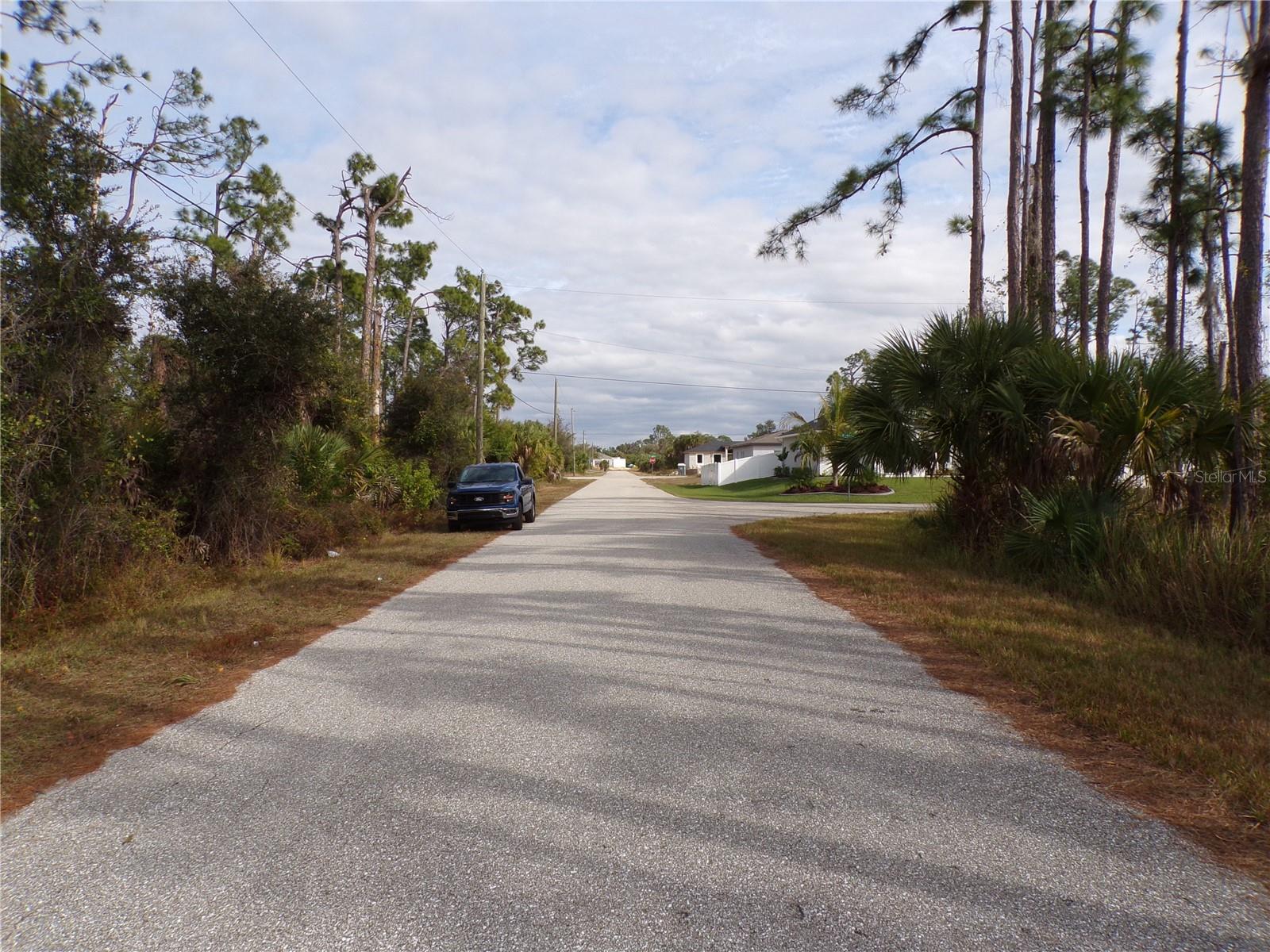 PORT CHARLOTTE SUB 33 - Land