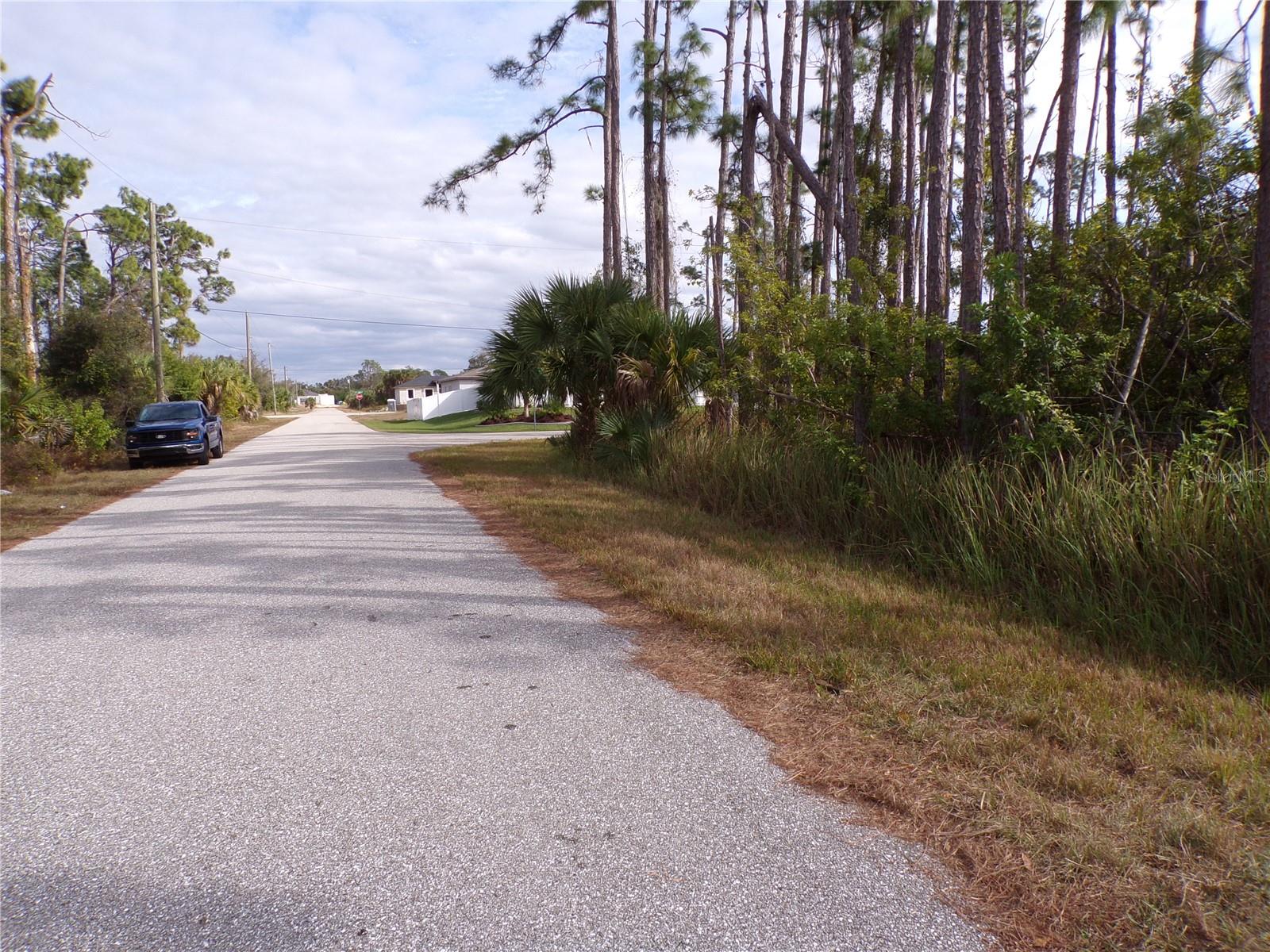 PORT CHARLOTTE SUB 33 - Land