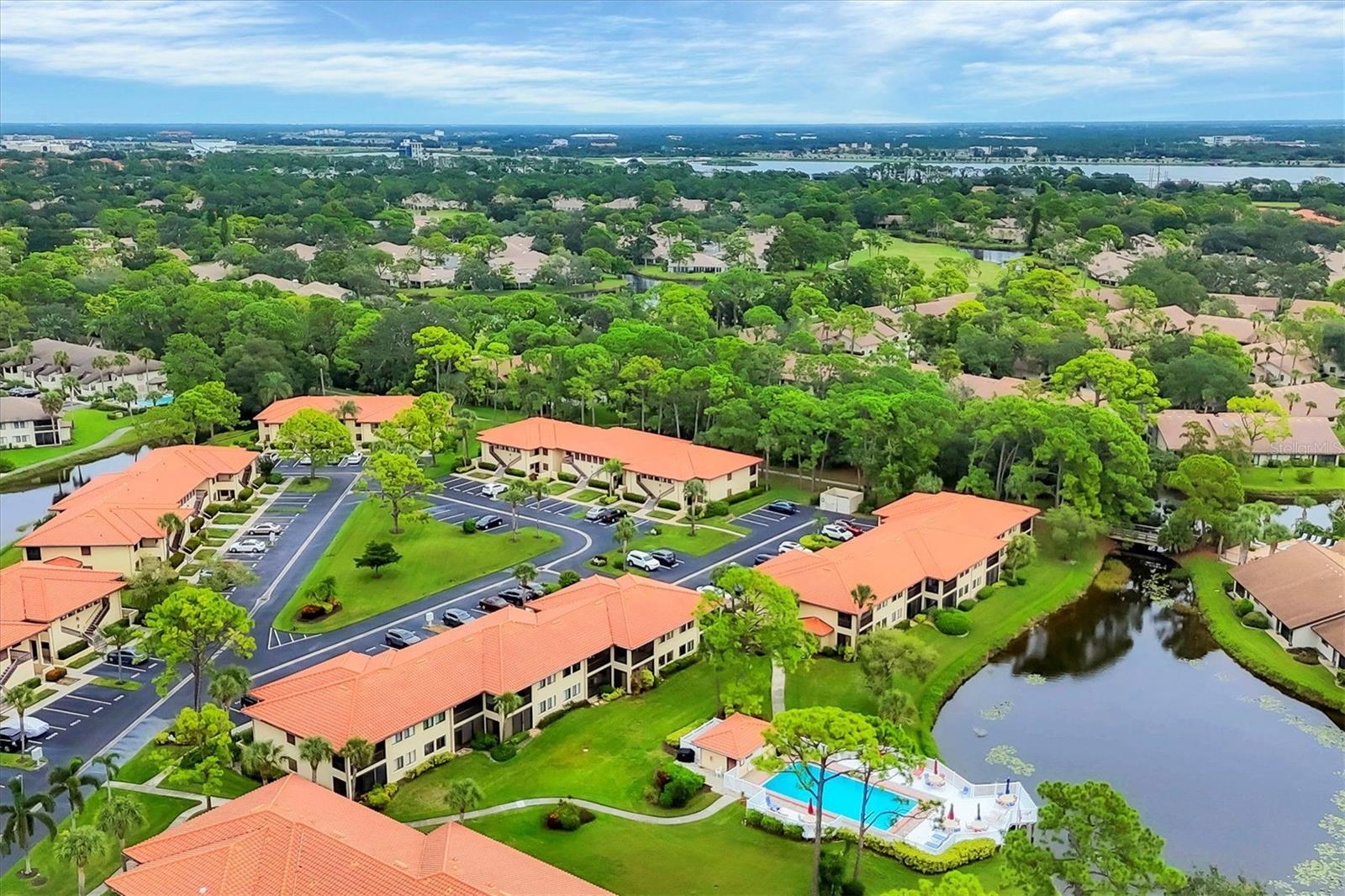VILLAGE LAKE / THE MEADOWS - Residential