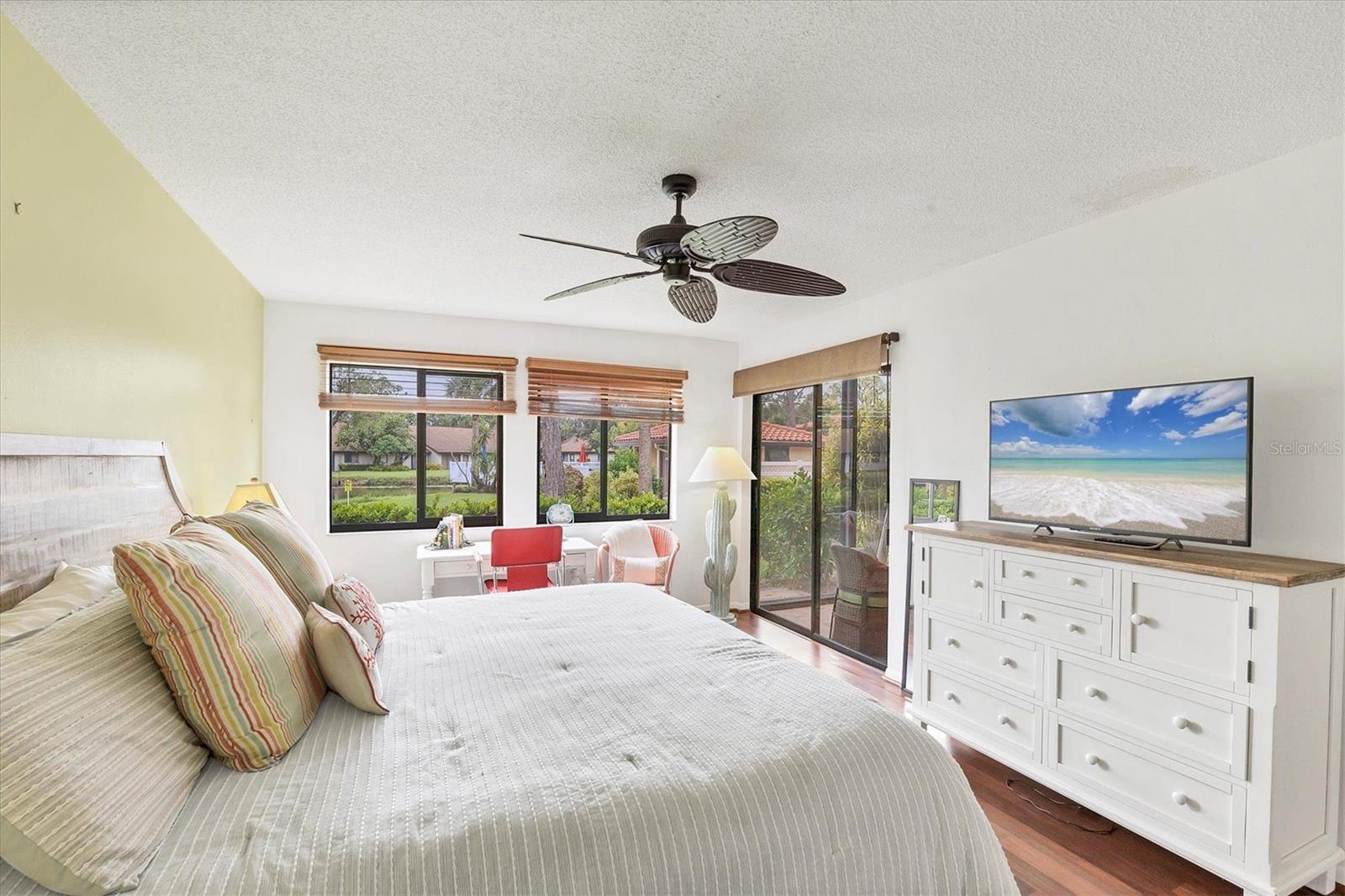 VILLAGE LAKE / THE MEADOWS - Residential