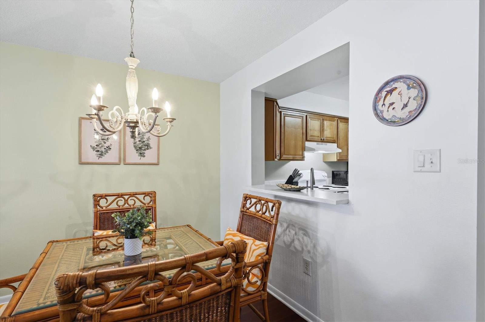 VILLAGE LAKE / THE MEADOWS - Residential