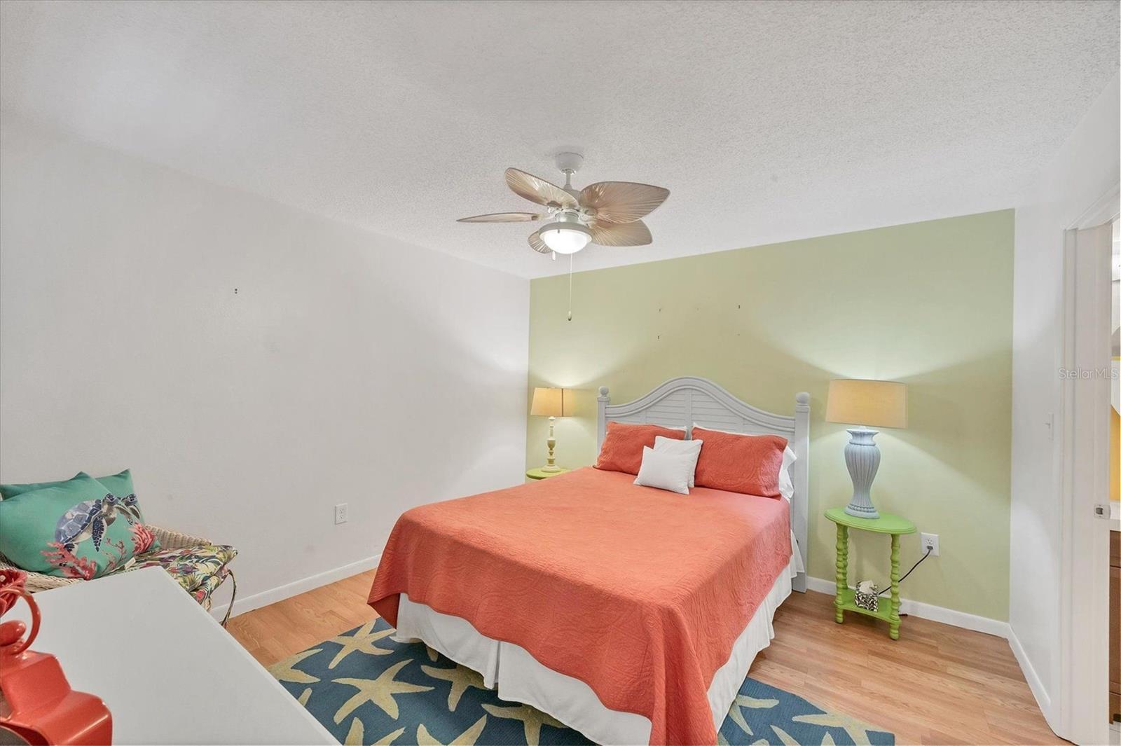 VILLAGE LAKE / THE MEADOWS - Residential