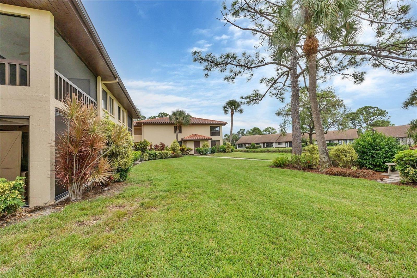 VILLAGE LAKE / THE MEADOWS - Residential