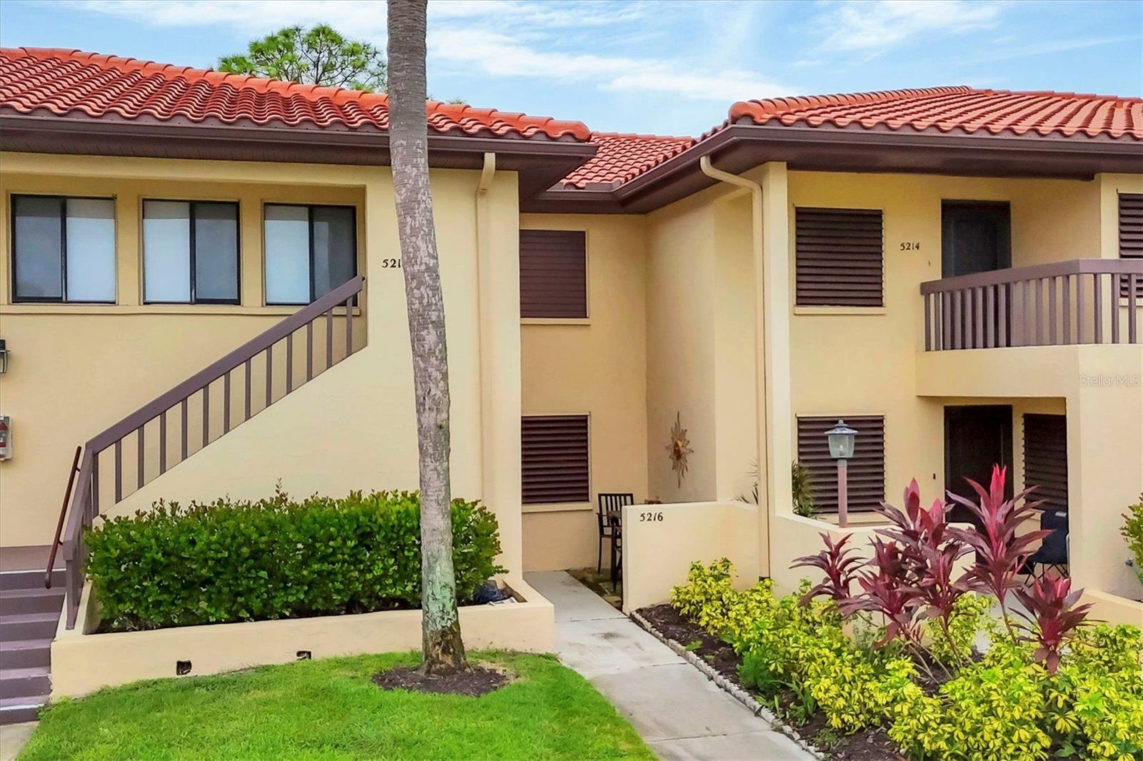 5216 LAKE VILLAGE DRIVE 71