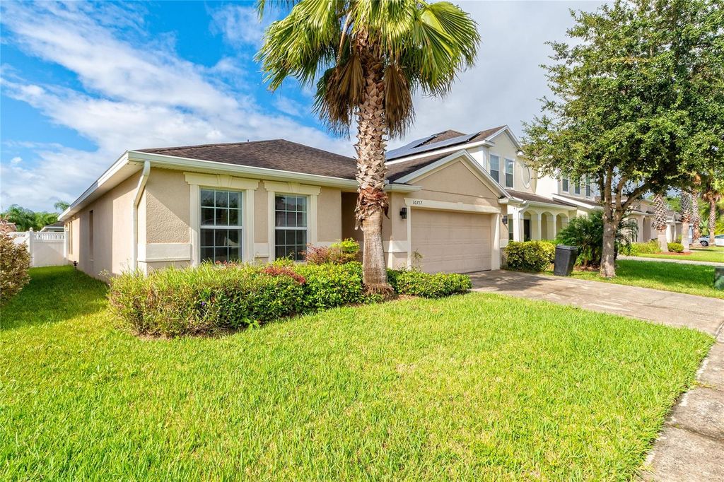 Photo of 10717 Clover Walk Drive, Orlando, FL 32825 (MLS # O6350981)