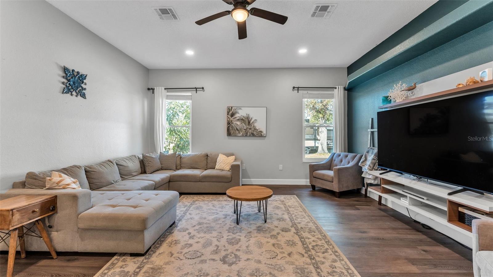 SUMMERLAND HILLS - Residential