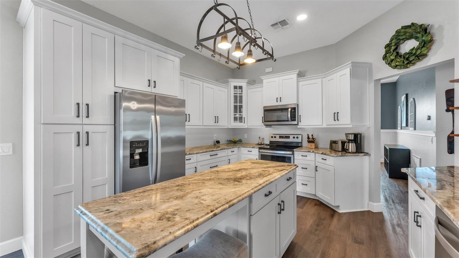 SUMMERLAND HILLS - Residential