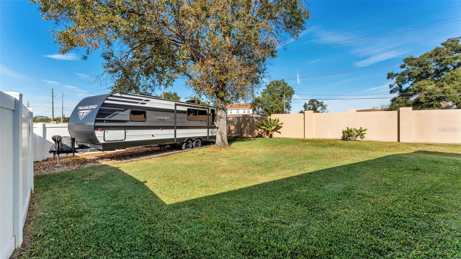 SUMMERLAND HILLS - Residential