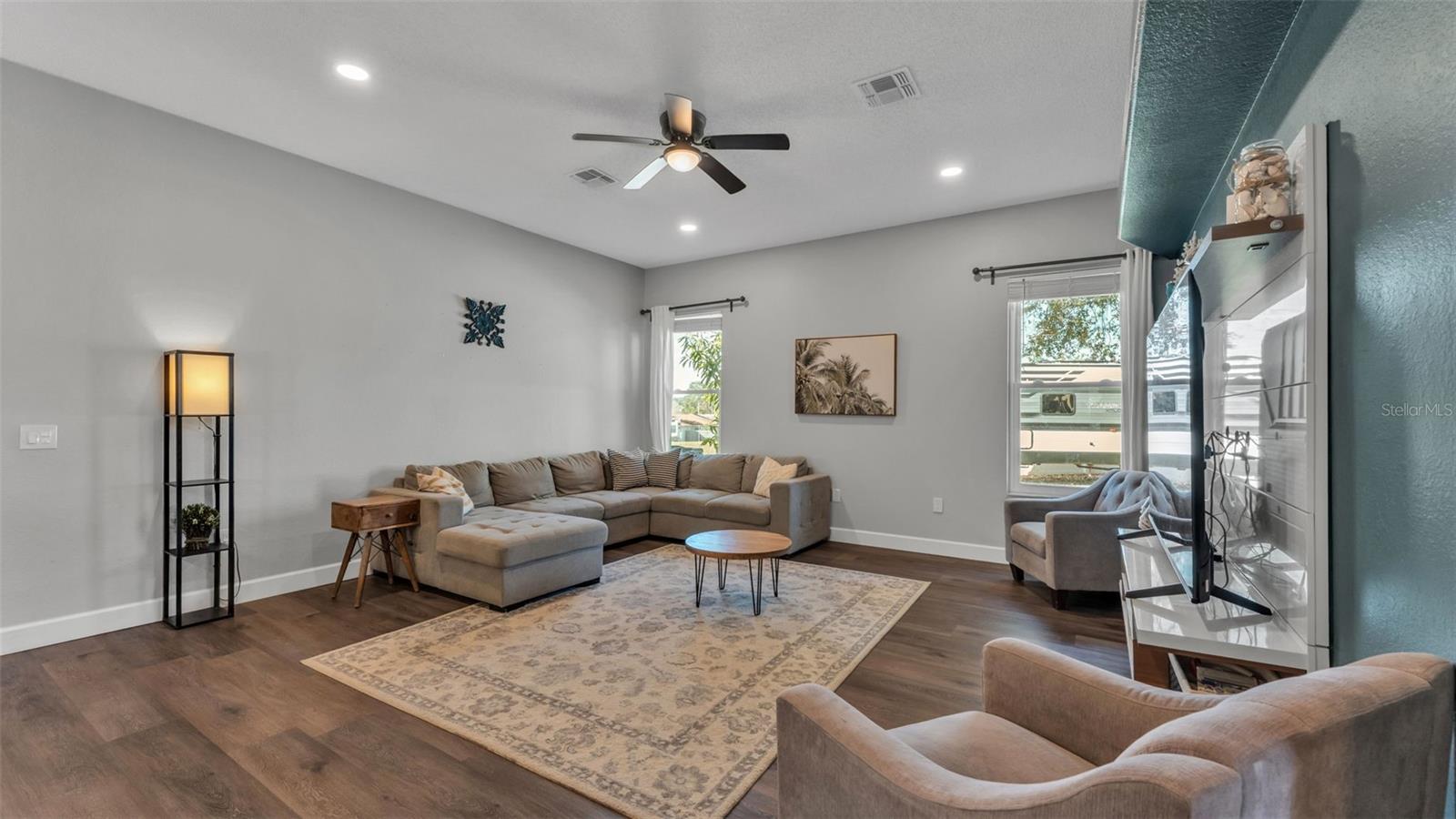 SUMMERLAND HILLS - Residential