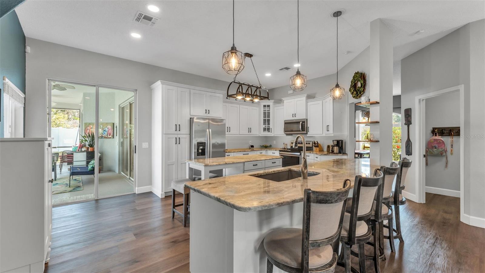 SUMMERLAND HILLS - Residential