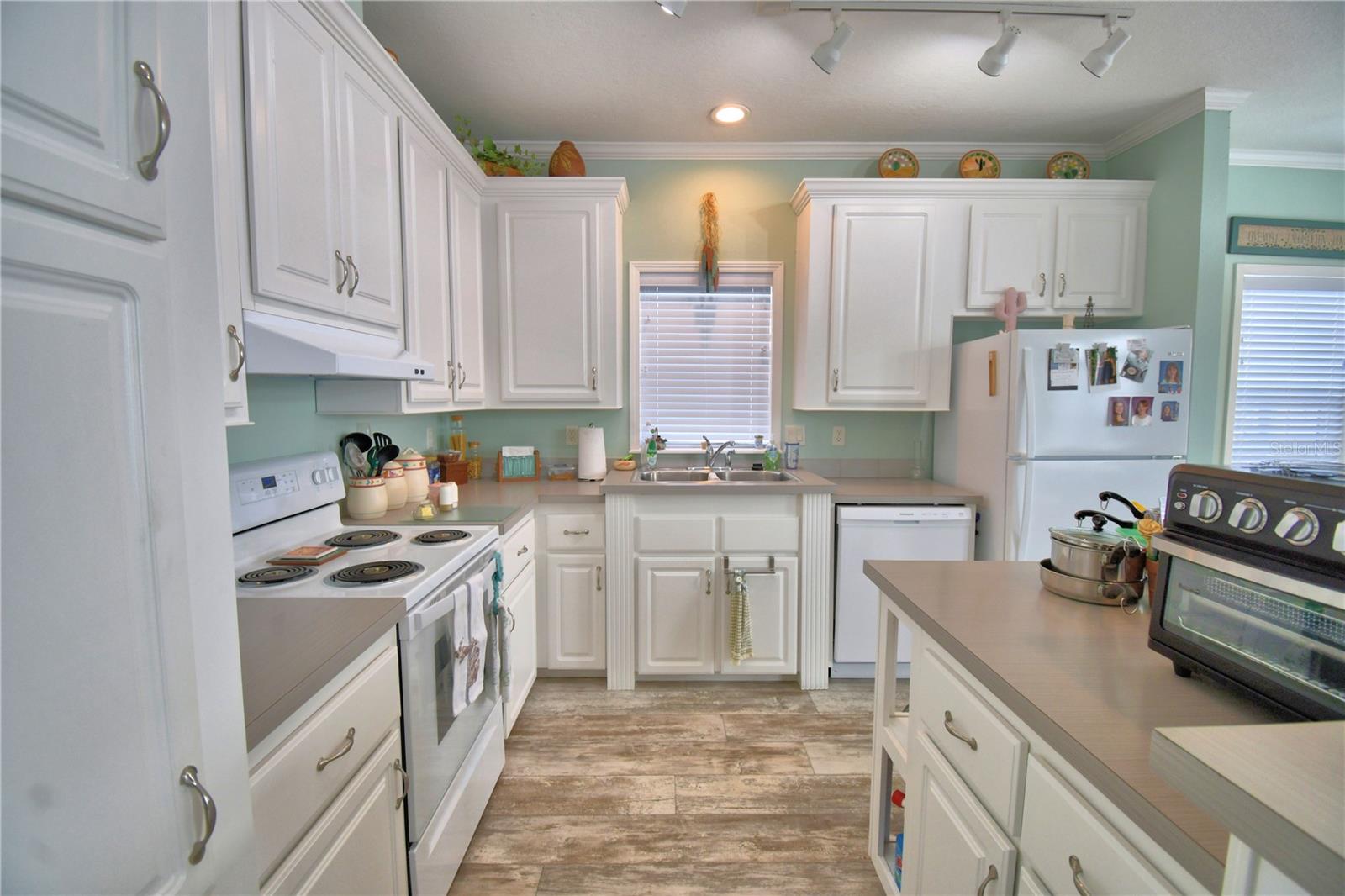 DOVES REST ADD - Residential