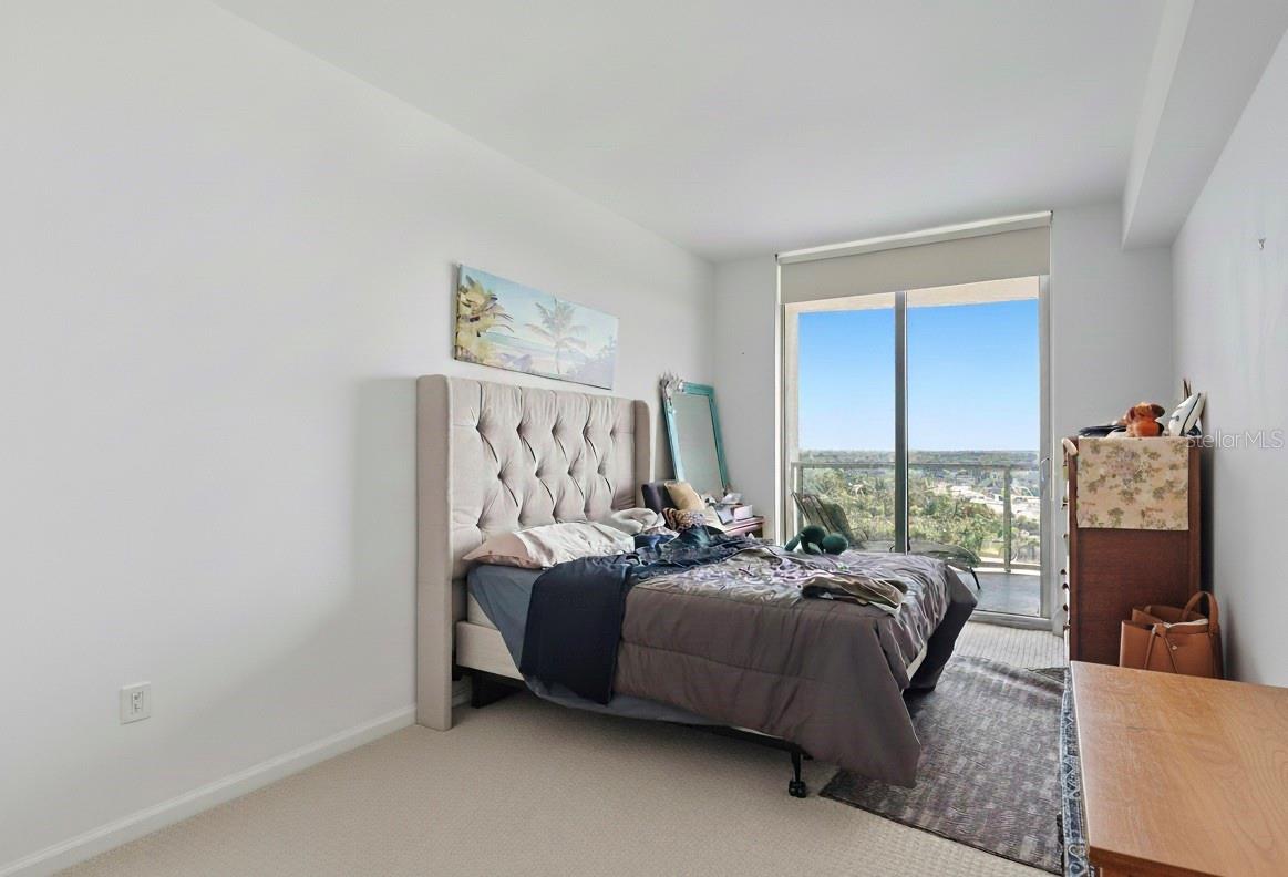 OASIS TOWER 1 - Residential