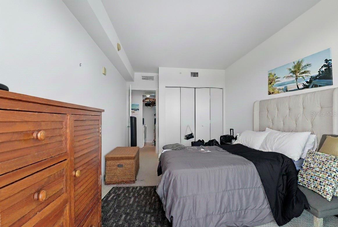 OASIS TOWER 1 - Residential