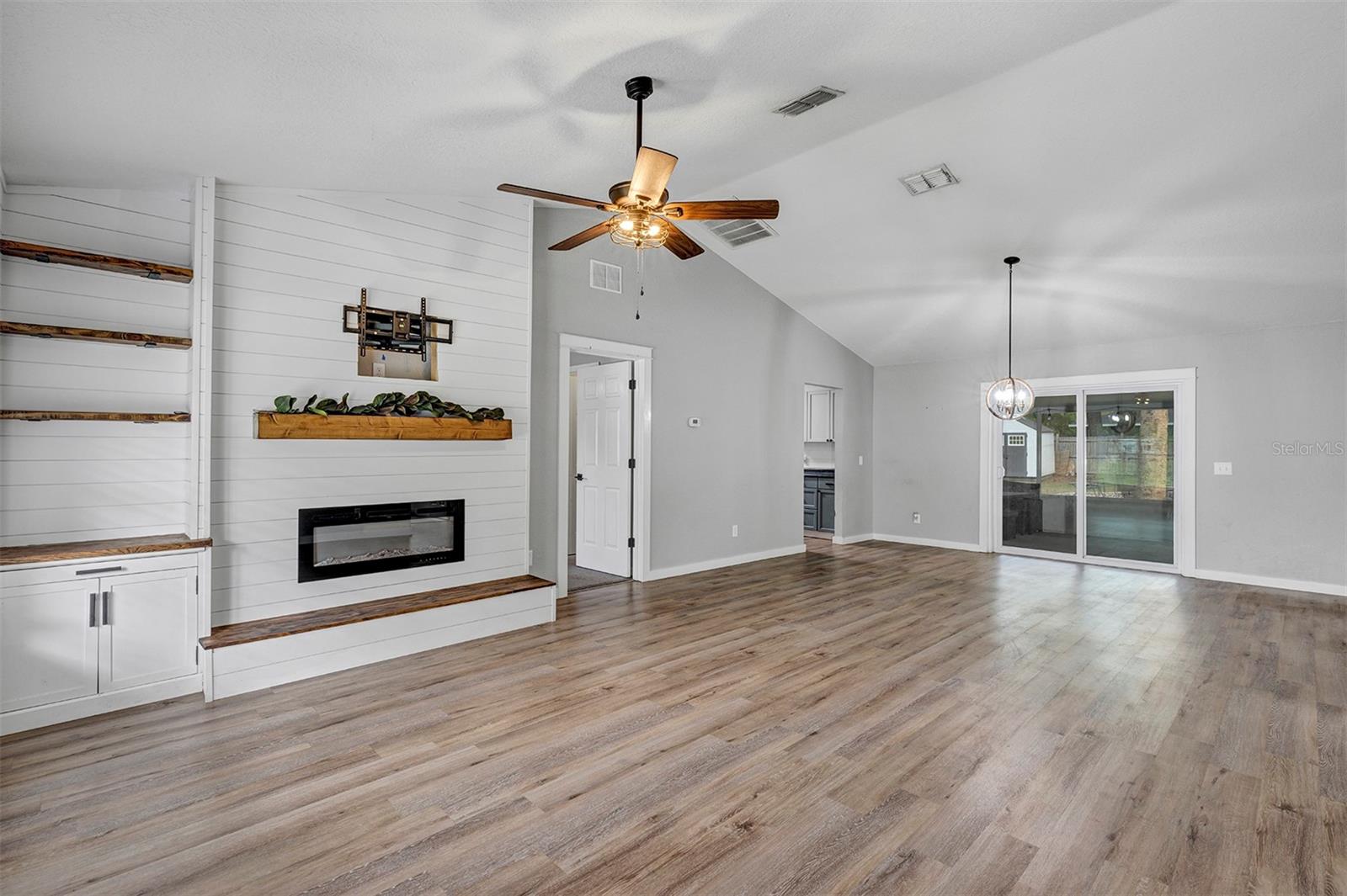 BELLEVIEW HEIGHTS ESTATE - Residential