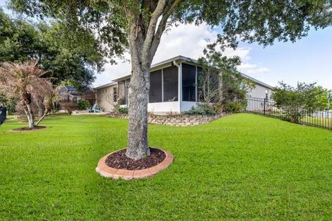 Tiny photo for 30201 Hackney Loop, Mount Dora, FL 32757 (MLS # O6399940)