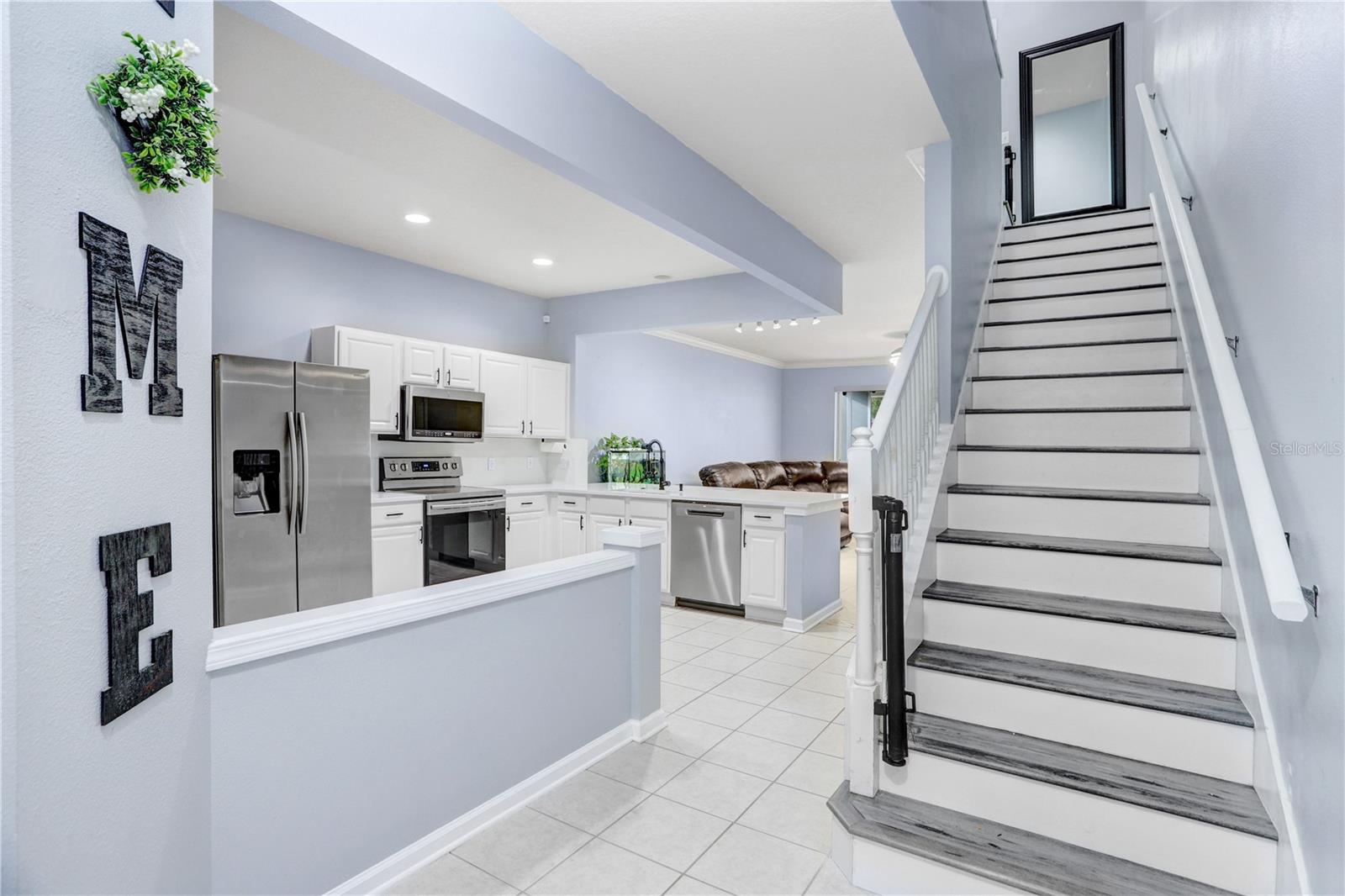 4986 POND RIDGE DRIVE