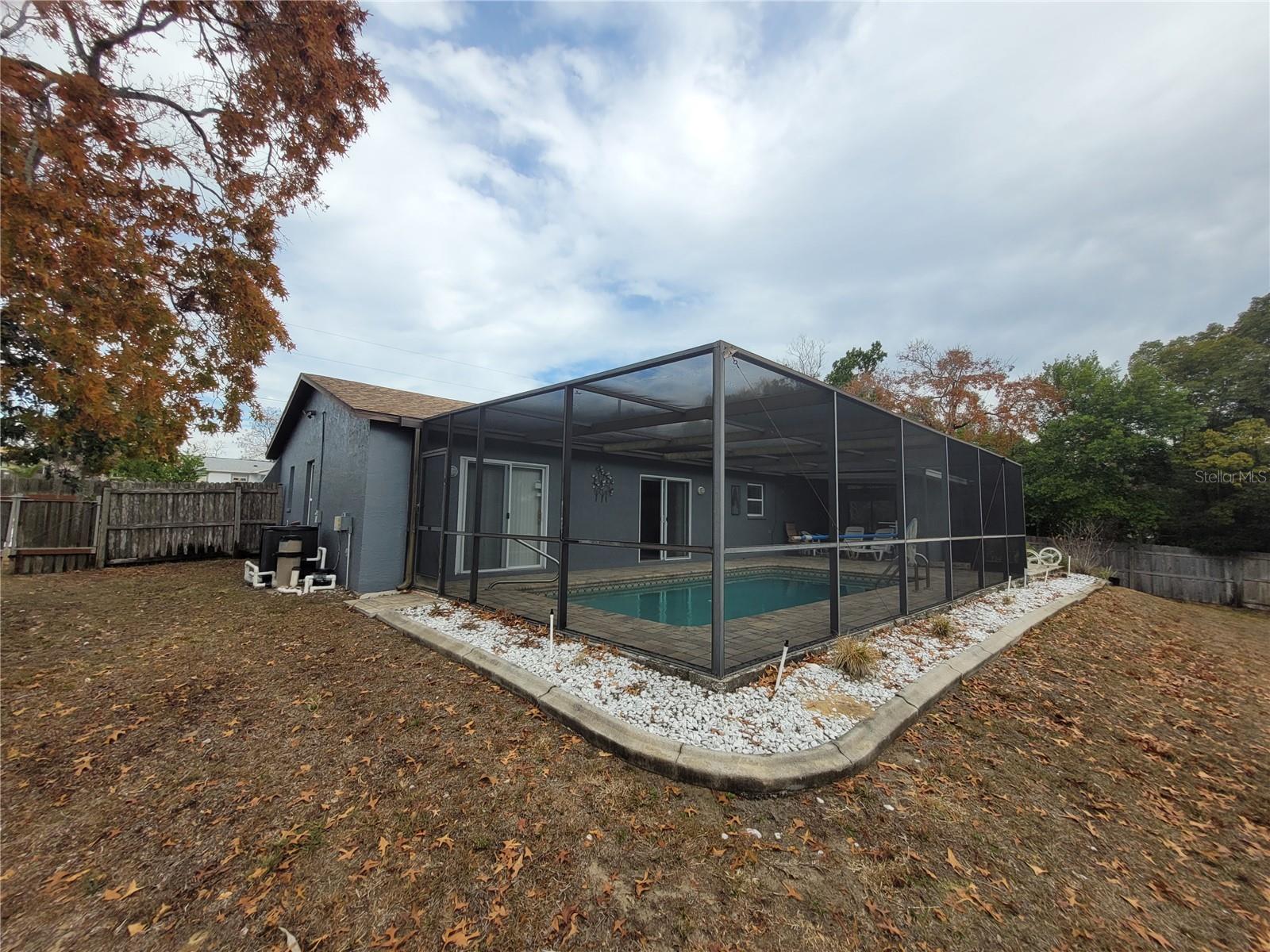 SPRING HILL - Residential