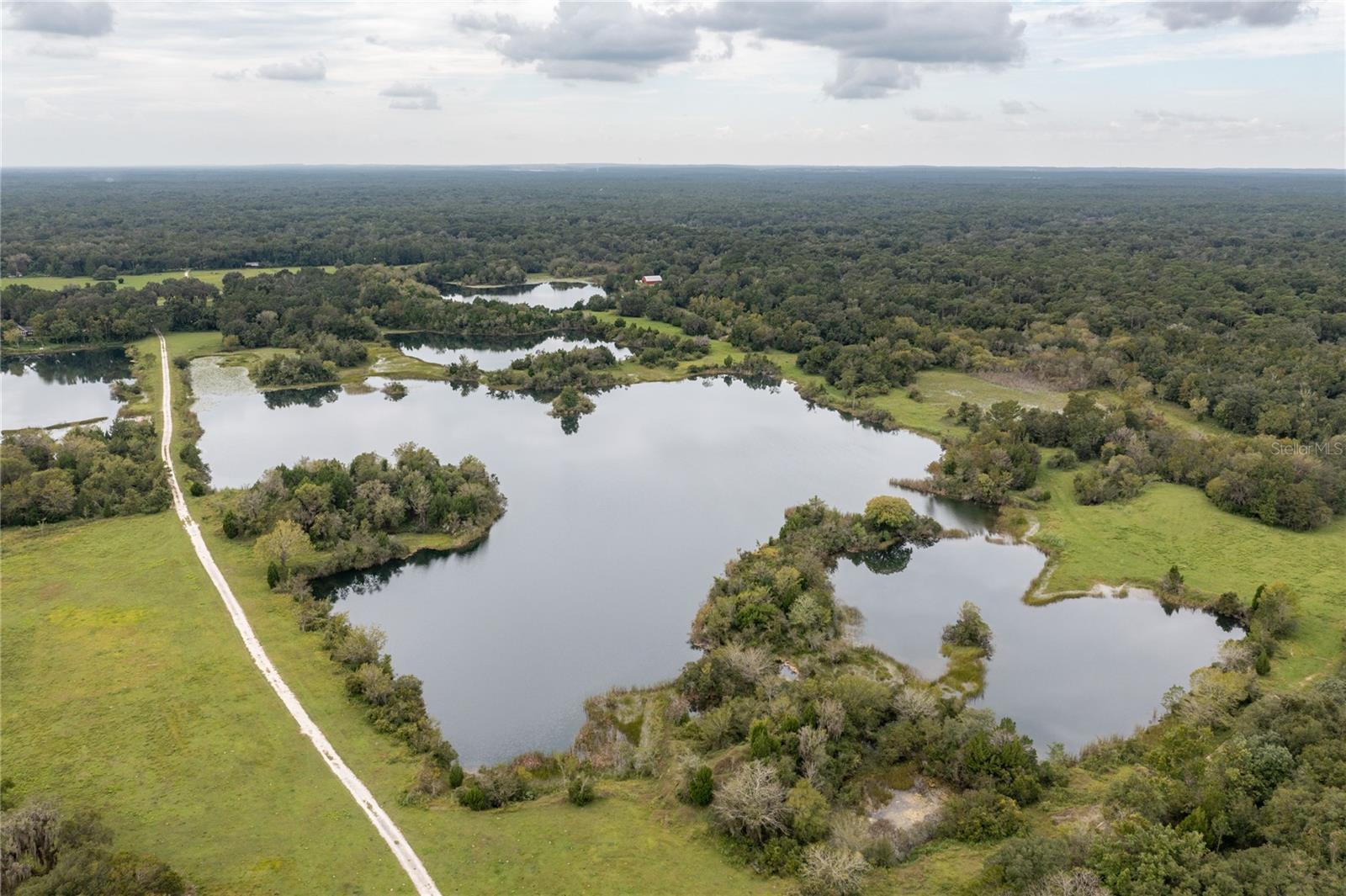 QUARRY LAKES - Farm