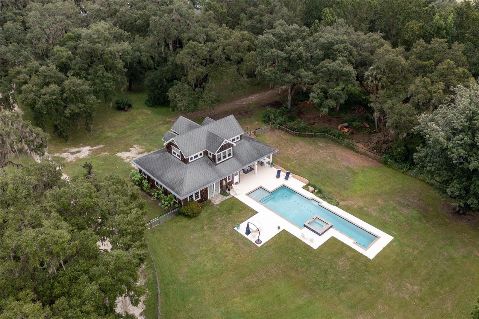 QUARRY LAKES - Farm