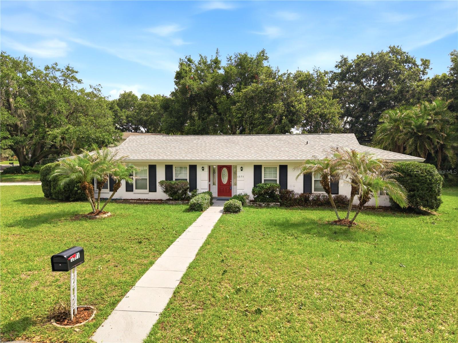 CADILLAC HOMES - Residential