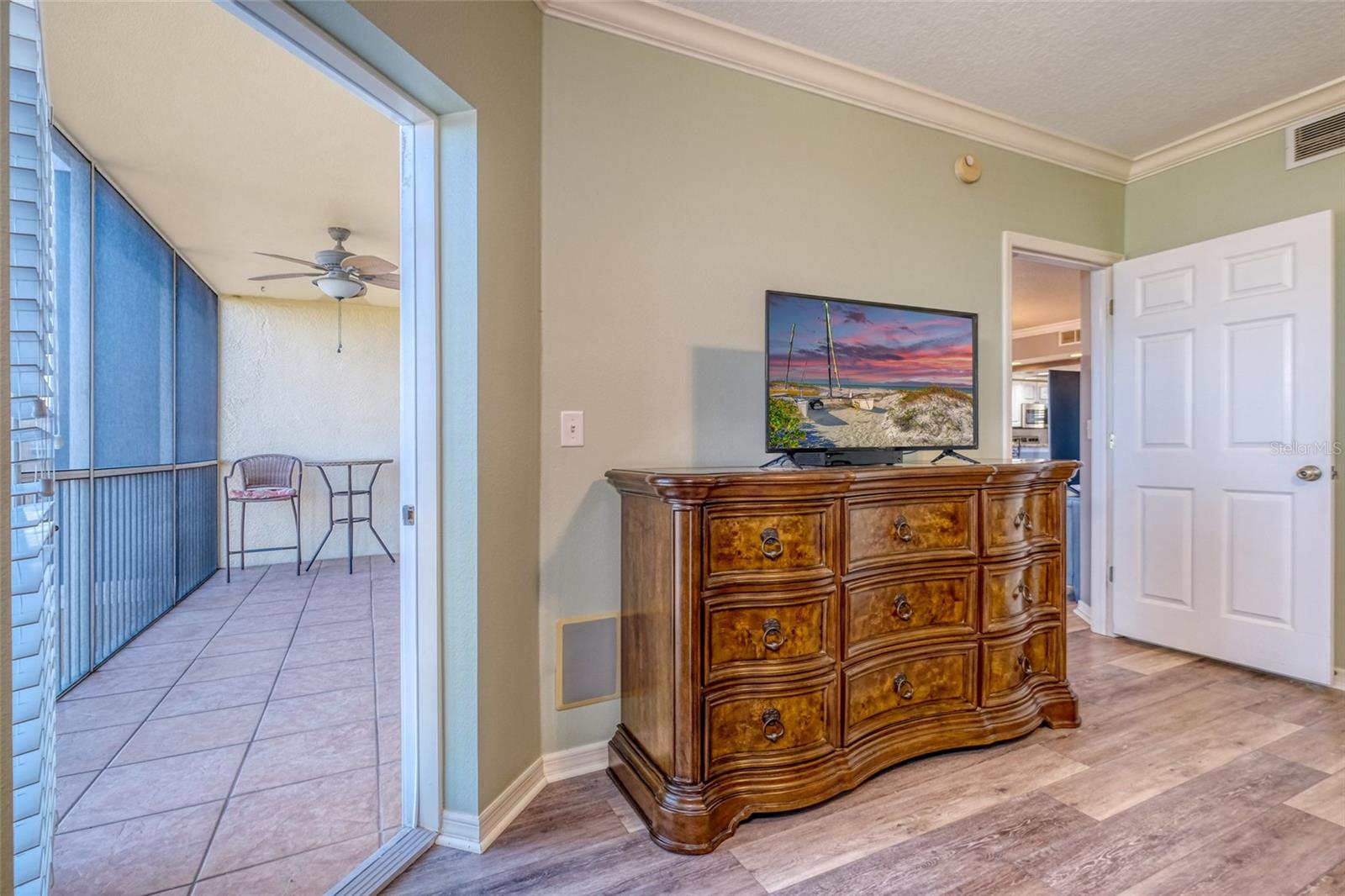 GOLF LAKE CONDO 1 AT EAST BAY - Residential