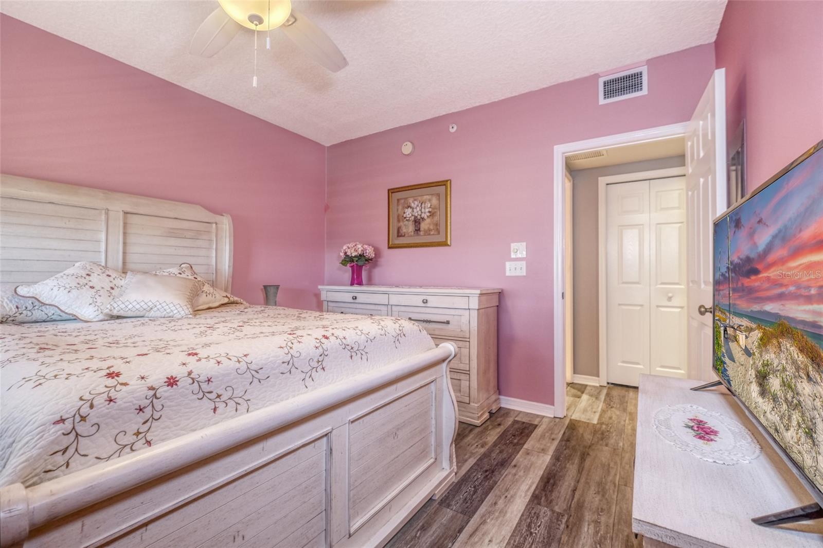 GOLF LAKE CONDO 1 AT EAST BAY - Residential