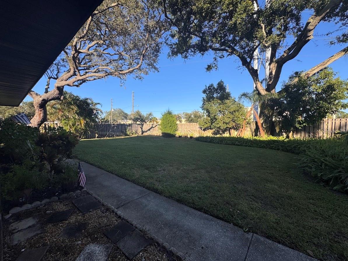 GREEN VALLEY ESTATES UNIT TWO - Residential Lease