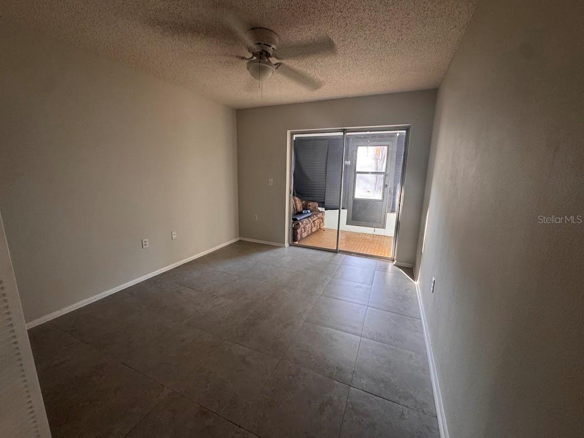 GREEN VALLEY ESTATES UNIT TWO - Residential Lease