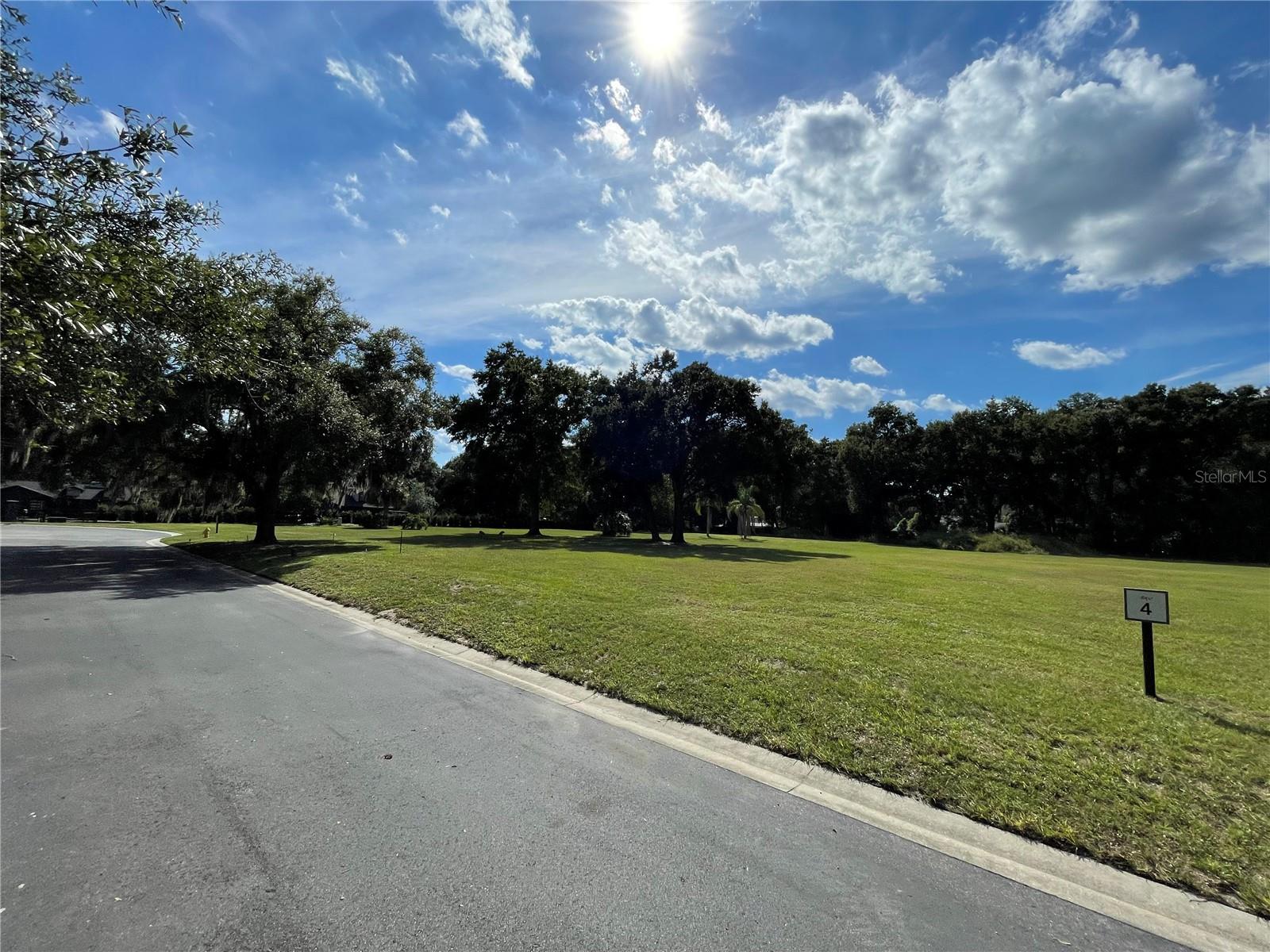 326 GRAVINA POINT