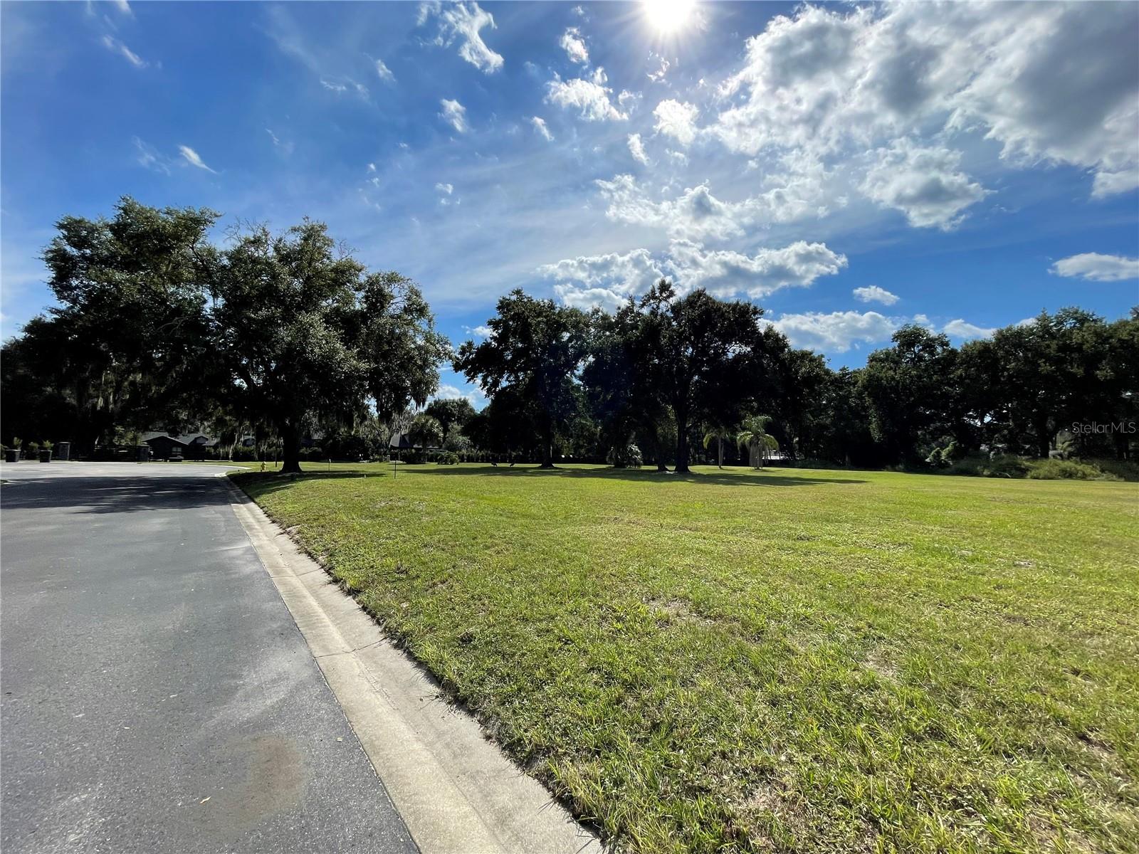 326 GRAVINA POINT