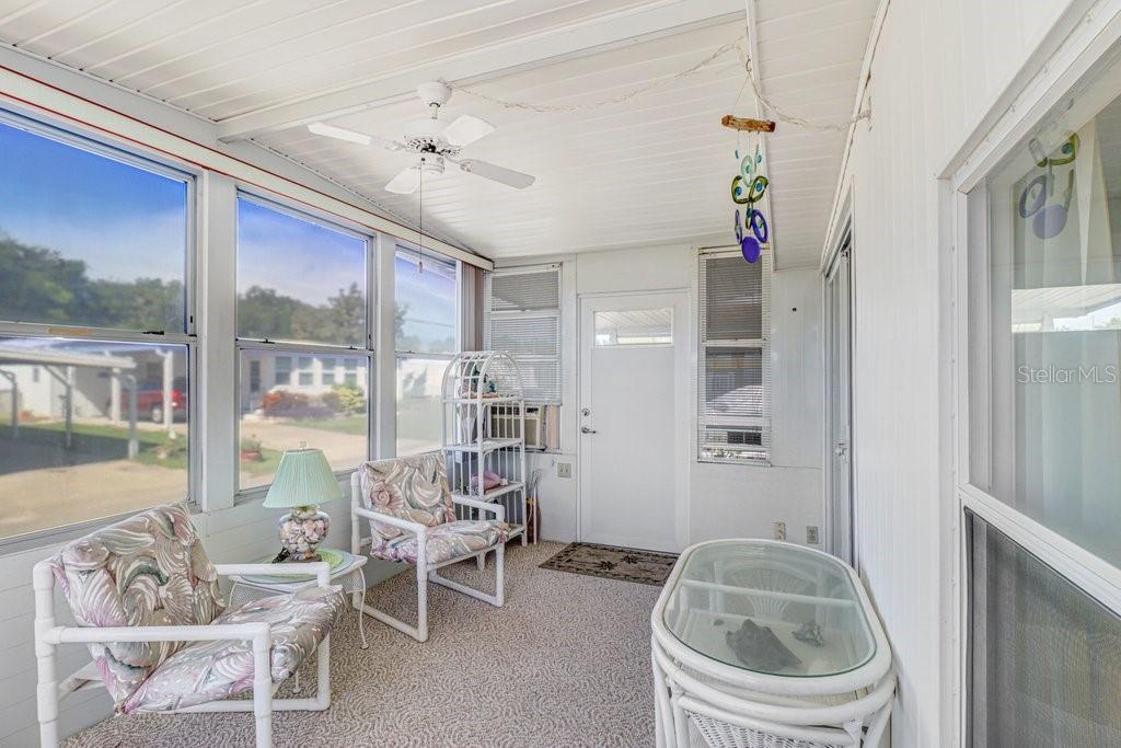 585 SKY HARBOR DRIVE 317
