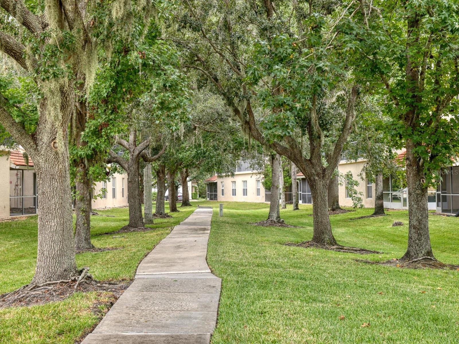 CEDAR HOLLOW AT TARA CONDO #1731580609 - Residential